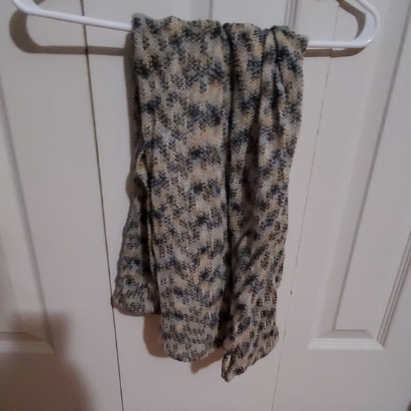 Scarf bundle - Picture 6 of 6